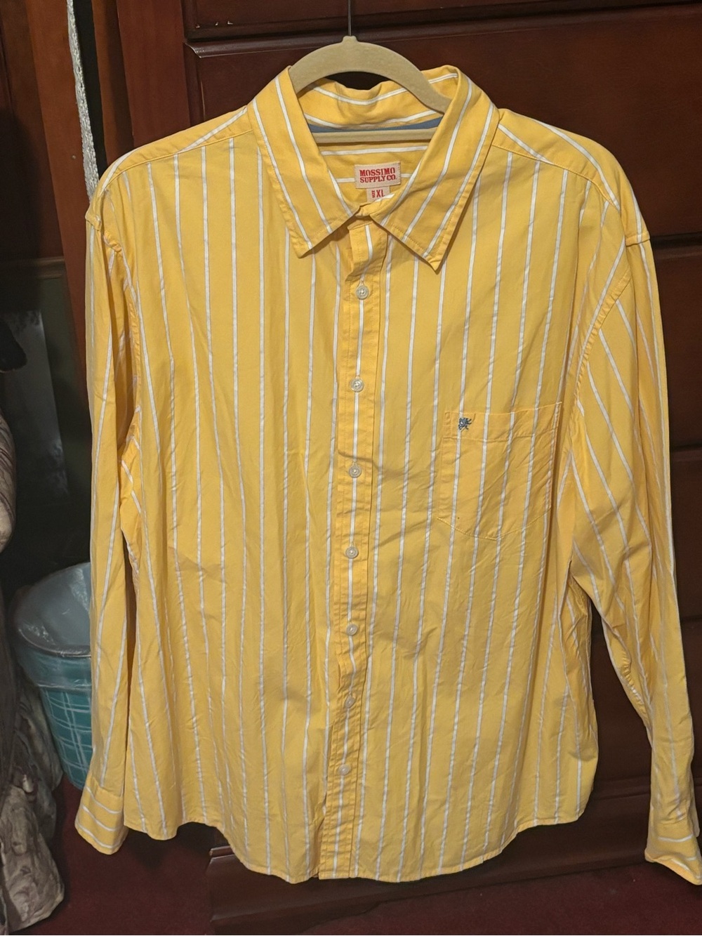 Mossimo Supply Co. Yellow & White Striped Long-Sleeve Button-Down Shirt